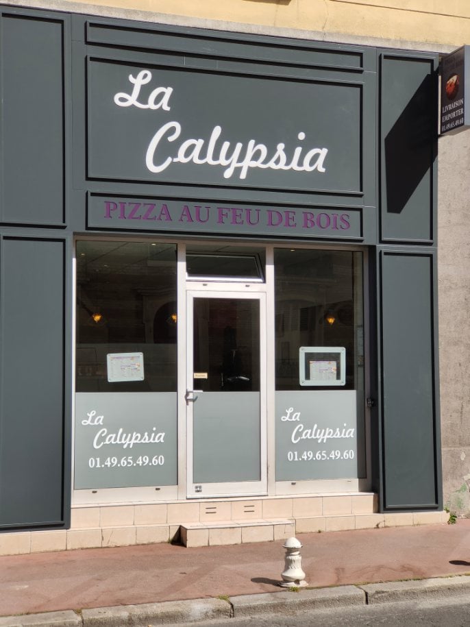La Calypsia Montrouge PIZZA AU FEU DE BOIS 2